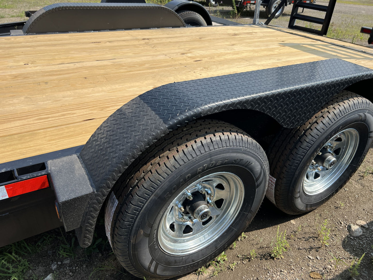 2025 Car Hauler Trailer w/ Powder Coat (CE722-14K), 22'x17', GVWR: 14,000lbs, #64720