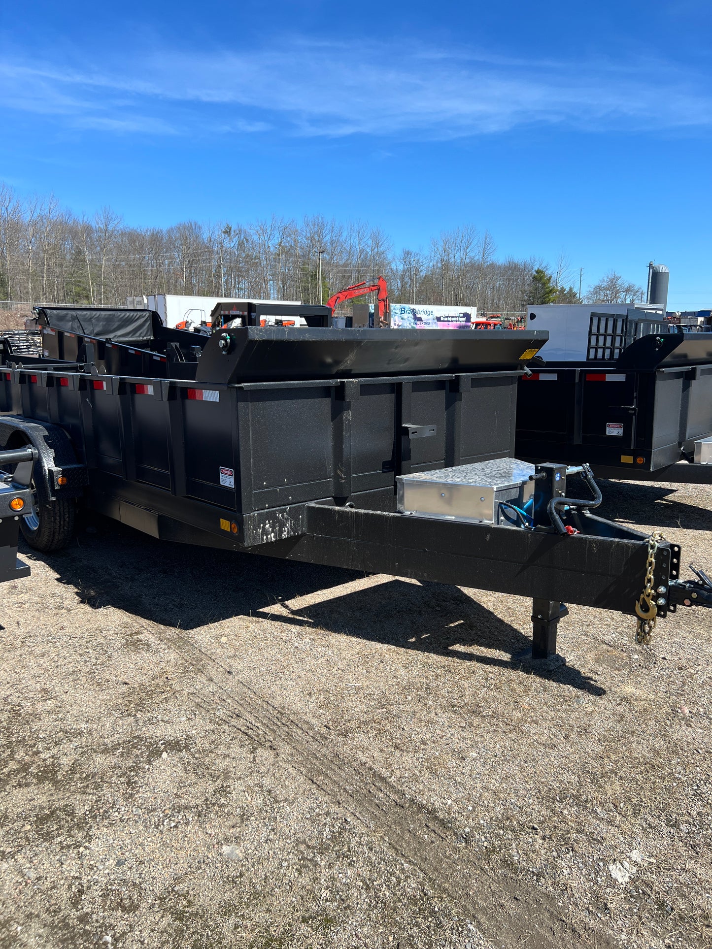 Dump Trailer, 83 by 16 ft, Canada Trailers