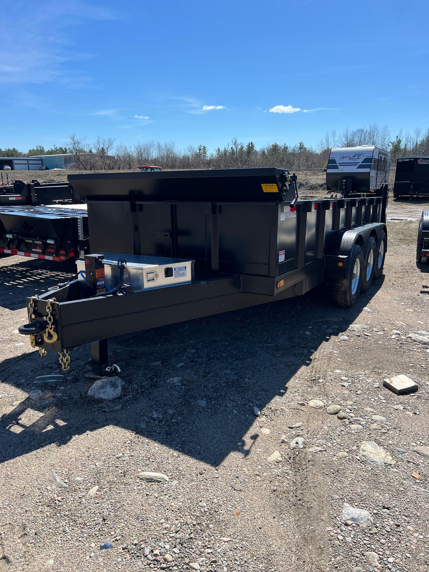 Dump Trailer, 83 by 16 feet, Canada Trailers