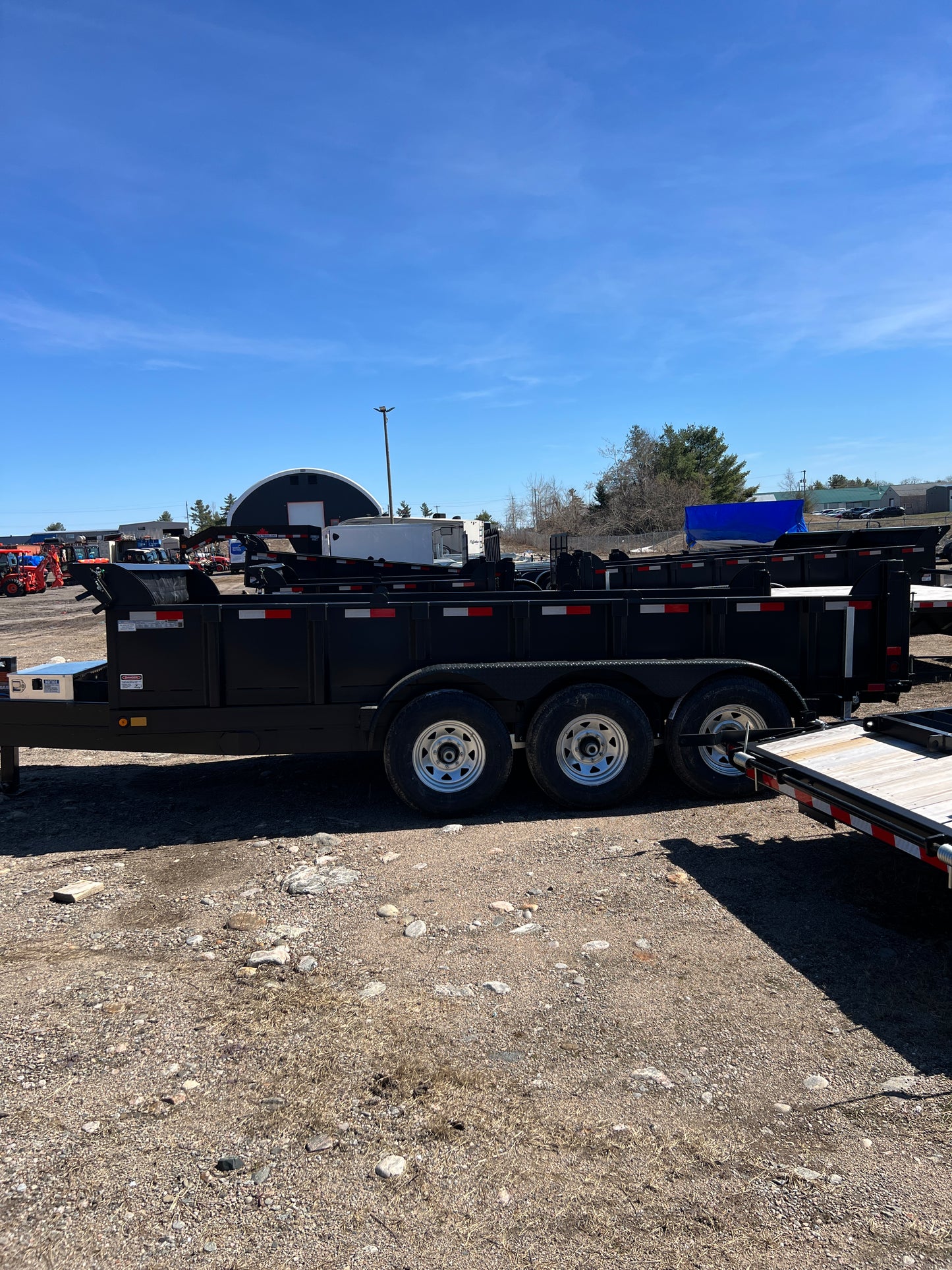 Dump Trailer, 83 by 16 feet, Canada Trailers