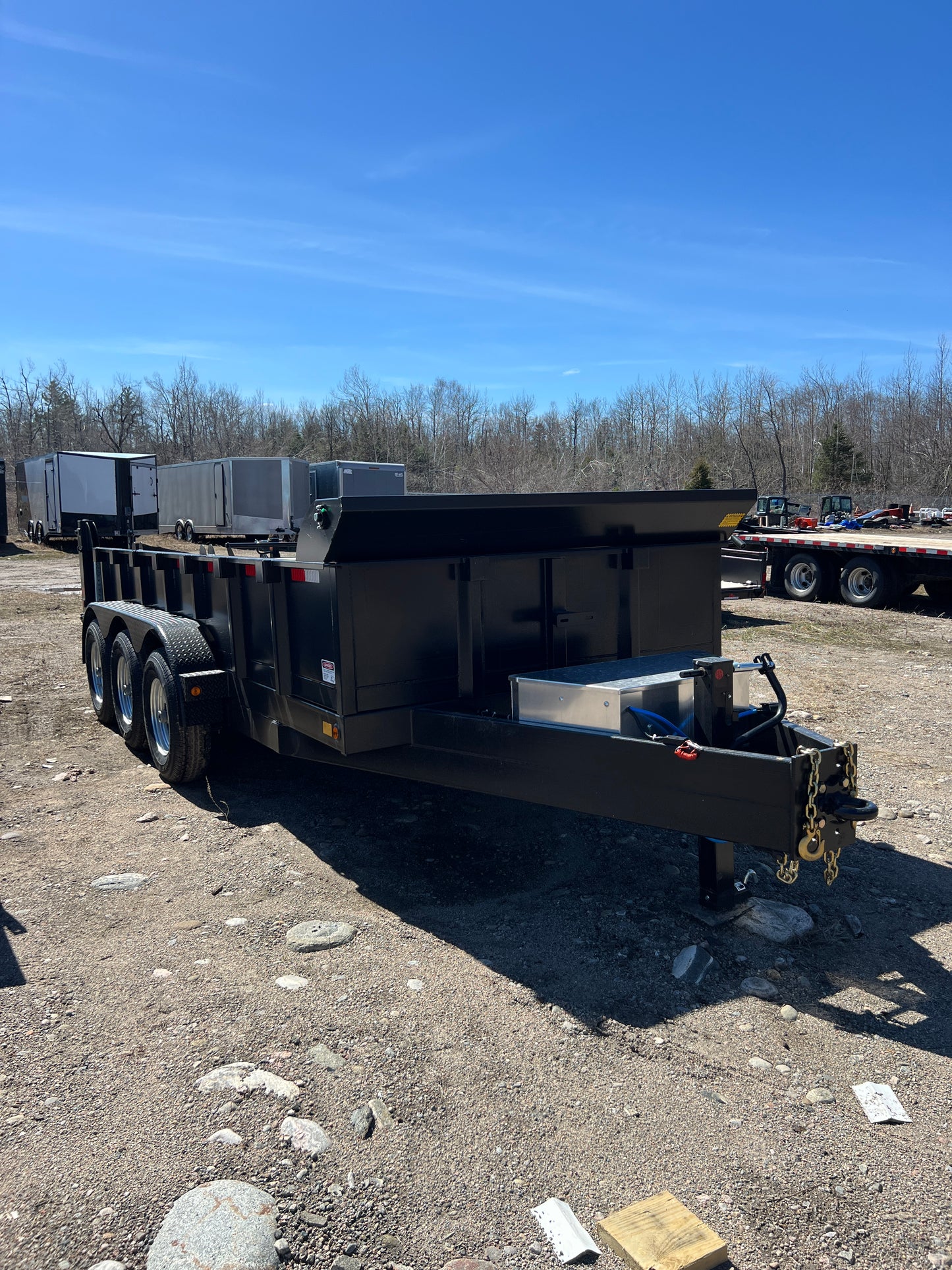 Dump Trailer, 83 by 16 feet, Canada Trailers