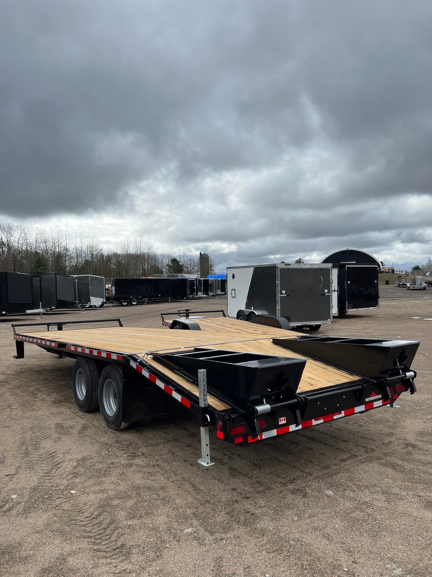 2023 CANADA TRAILERS BT25-24KD Beavertail Pintle Deckover 8.5x25ft 24000lbs GVWR #55358