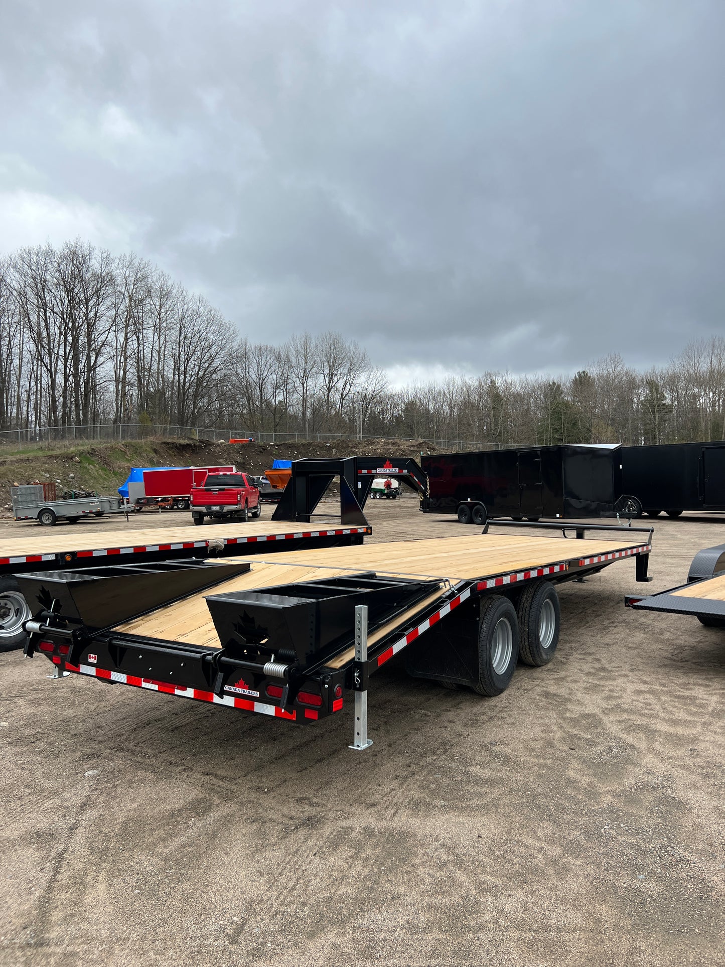 2023 CANADA TRAILERS BT25-24KD Beavertail Pintle Deckover 8.5x25ft 24000lbs GVWR #55358